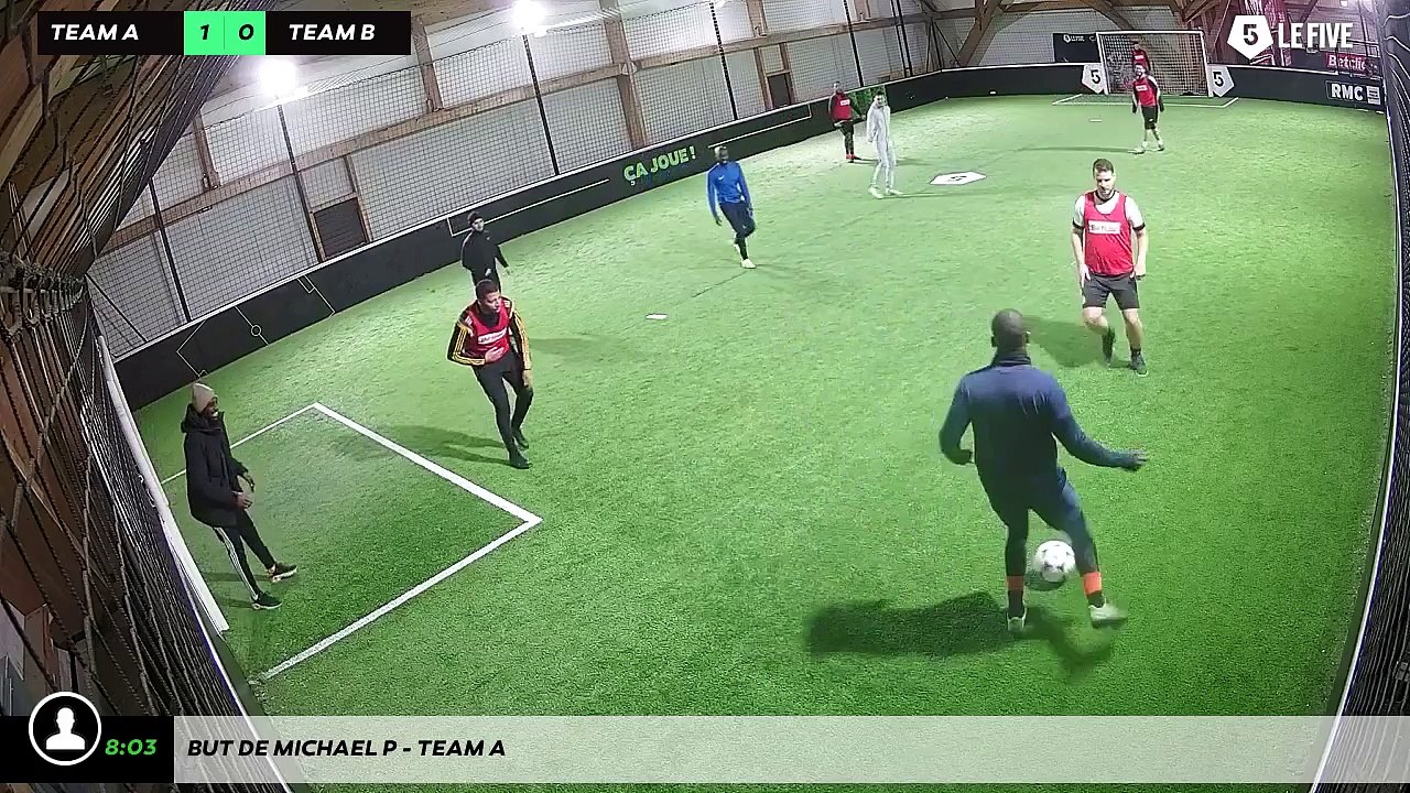 But de Michael P - Team A
