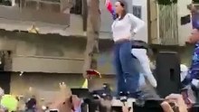 Corina Machado reaparece en público en protesta contra Maduro en Caracas