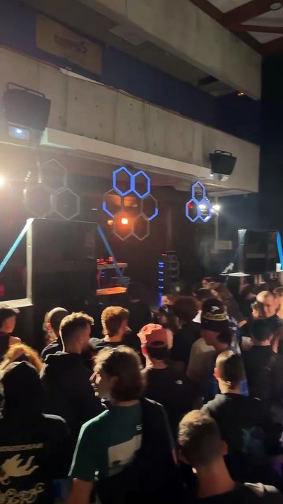 NOISE ARENA #10   La Bande de ZOUAW   Tekno  E.V.E   #electro #dj #djremix #djsong #music