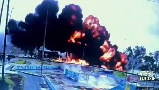 Yine bir uçak kazası... Brezilya'da küçük uçak düştü! | Video Haber