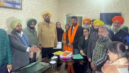 ਅਜਨਾਲਾ ਦੀ ਵਾਰਡ ਨੰਬਰ 7 ਅਤੇ 5  ਤੋਂ ਆਮ ਆਦਮੀ ਪਾਰਟੀ ਦੇ ਜੇਤੂ ਕੌਂਸਲਰਾਂ ਨੂੰ ਚੁਕਾਈ ਗਈ ਸੌਂਹ
