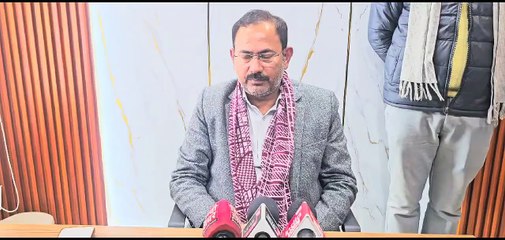 अंबेडकरनगर_संगठन चुनाव को लेकर बीजेपी कार्यालय पर हंगामा,गेट में बंद हुआ ताला,पुलिस तैनात