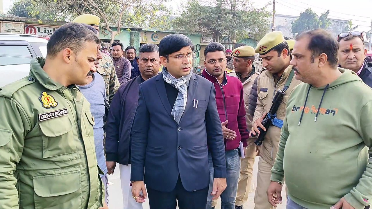 मंदिर की भूमि पर अवैध कब्जा, भड़के DM, SP के साथ निरीक्षण को पहुंचे DM, SDM को जांच के आदेश, बोले DM तीर्थ स्थल और कूपों से छुड़ाया जाएगा अवैध कब्जा