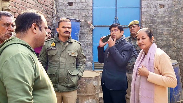 मंदिर की भूमि पर अवैध कब्जा, भड़के DM, SP के साथ निरीक्षण को पहुंचे DM, SDM को जांच के आदेश, बोले DM तीर्थ स्थल और कूपों से छुड़ाया जाएगा अवैध कब्जा