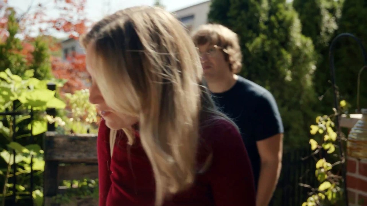 Matt And Mara Trailer OV