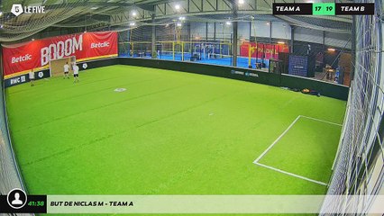 But de Niclas M - Team A
