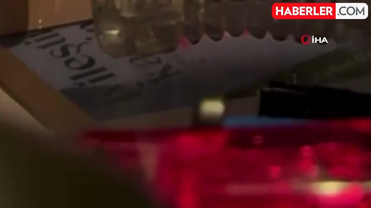 Büyükçekmece'de Lüks Araca Kalaşnikoflu Saldırı: 1 Yaralı