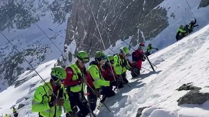 Alpinista disperso: i soccorritori di nuovo in azione sull'Adamello