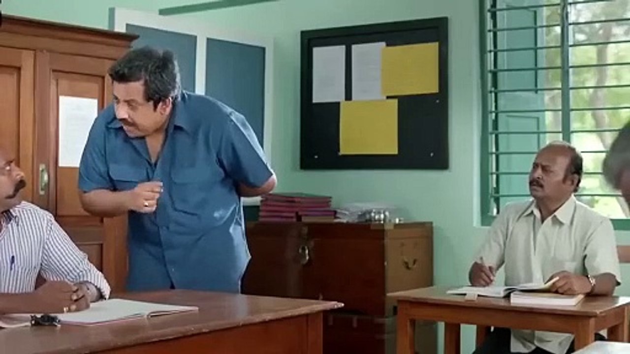 এইরকম শিক্ষক প্রতিটি স্কুল কলেজে থাকলে অনেক ভালো হতো।অসাধারণ একটা ভিডিও।