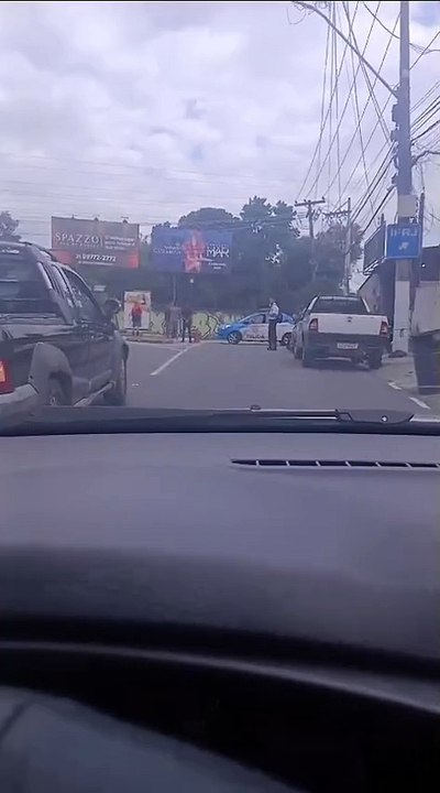 Mulher morre e homem fica ferido em acidente em Niterói