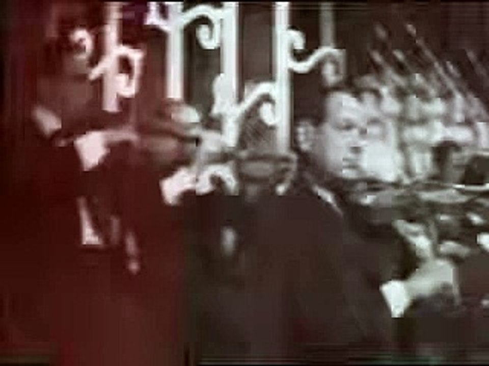 موسيقار الازمان فريد الاطرش عش انت استديو بواسطه سوزان مصطفي