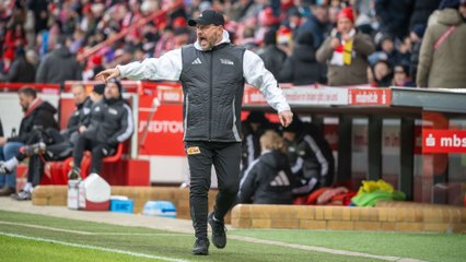 Baumgart: "Der erste Trainer, der mit 17 Punkten startet und mit 16 in die Saison geht"