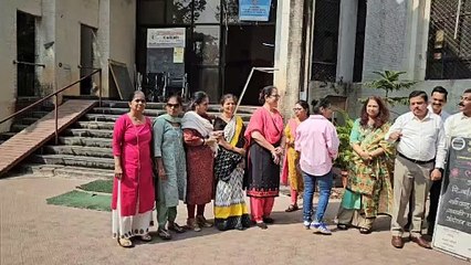 (GST) वस्तू व सेवाकर विभागाच्या कर्मचाऱ्यांचे आंदोलन