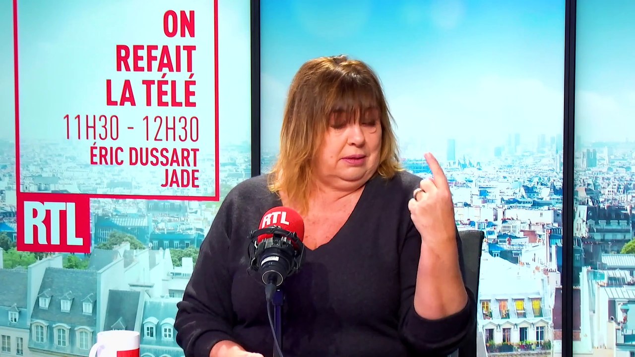 Sa galère en barque dans "Un dimanche à la campagne"