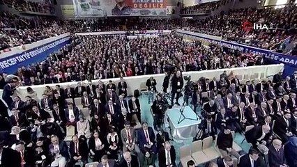 Cumhurbaşkanı Erdoğan: “Halep Kalesine asılan ay yıldızlı sancak CHP’ye niye dokunuyor”