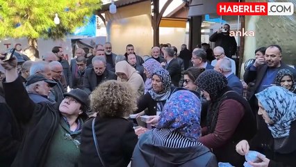 Ferdi Tayfur Anısına Helva Dağıtımı Yapıldı