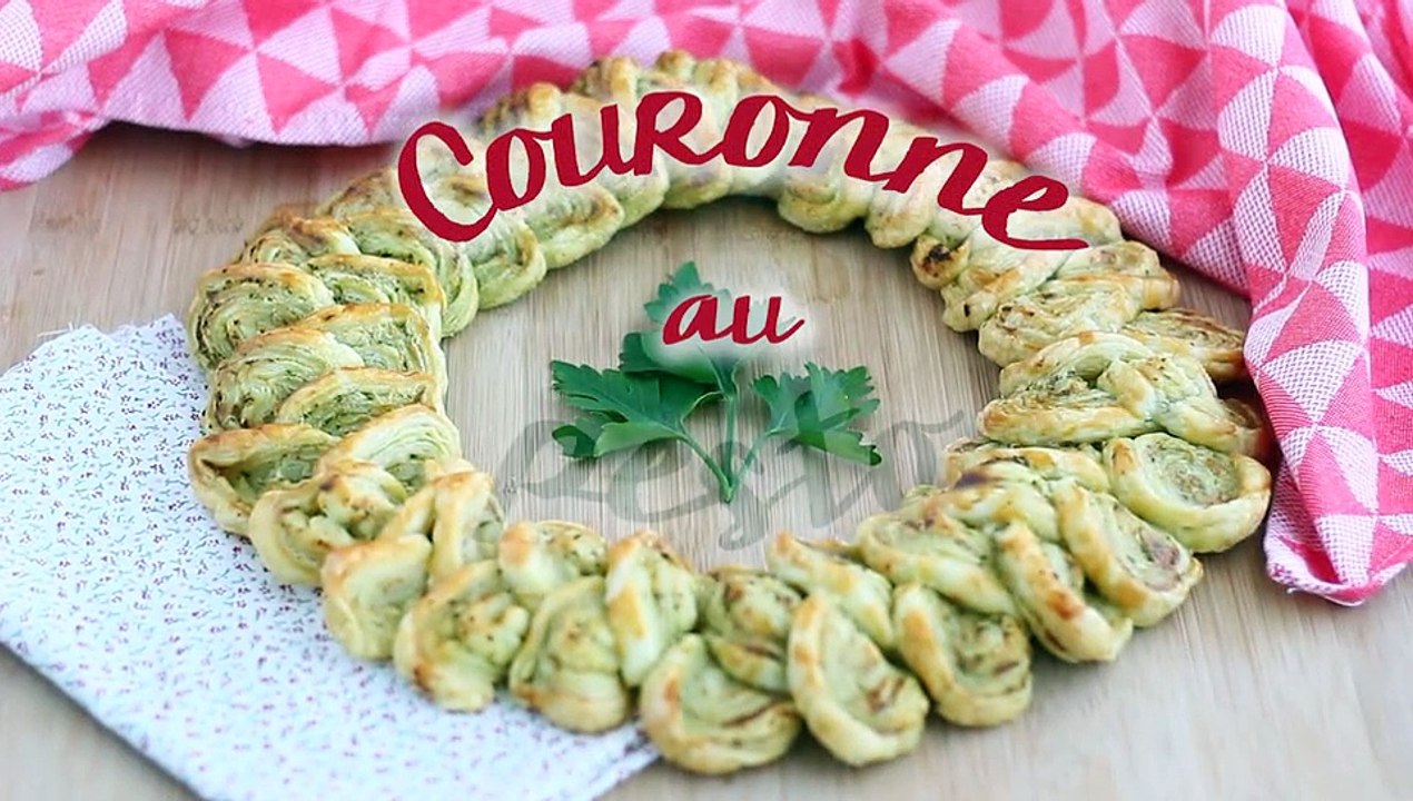 Blätterteigkranz mit pesto zum aperitif