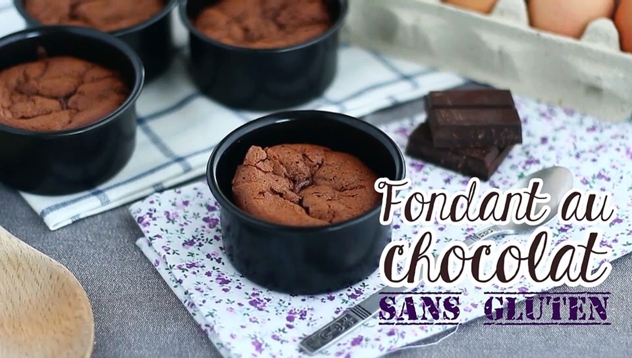 Glutenfreier gourmet-schokoladenfondant