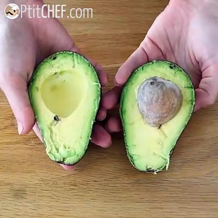 Spaghetti-nudeln carbonara aus avocado