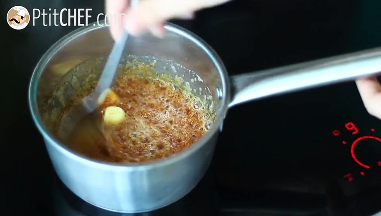 Törtchen mit karamell und schokolade