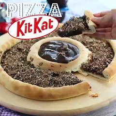 Pizza mit kit kat und joghurt danette mit schokolade