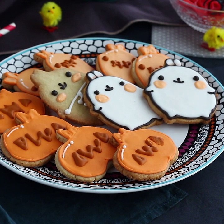 Molang halloween verziertes mürbegebäck