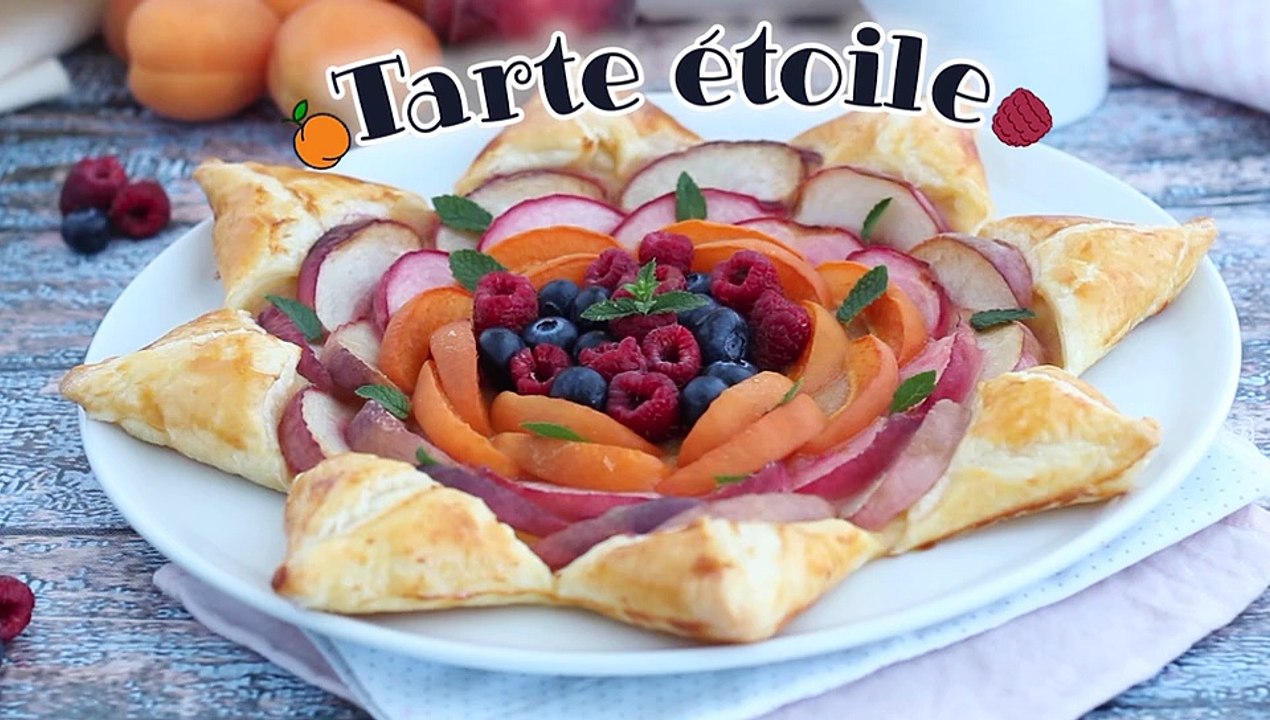 Sternentorte mit früchten
