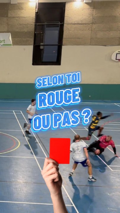 Selon toi rouge ou pas ? 🟥👀 #handball #Hand #HandballPlayer #EPHB #Quiz