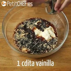 Biskuit mit mayonnaise und schokolade