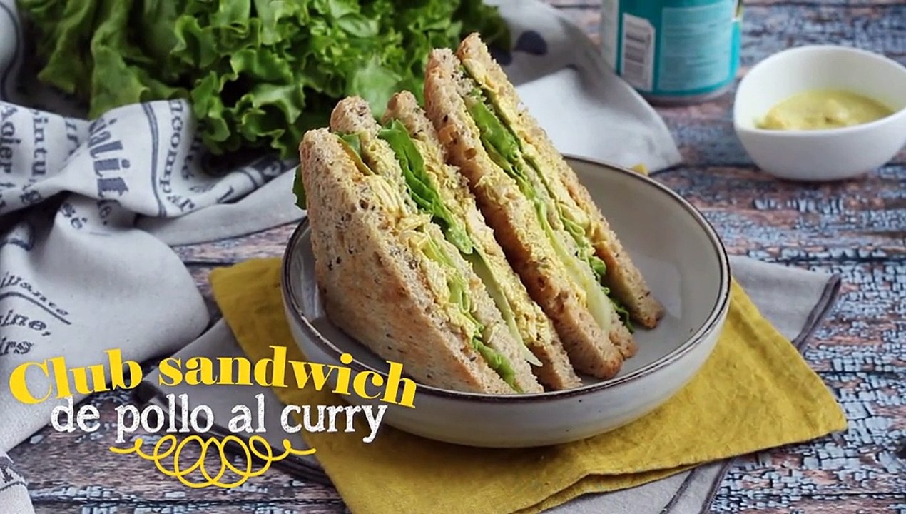 Hähnchen-curry-club-sandwich
