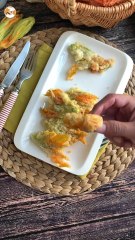 Gebratene zucchiniblüten, das rezept für teig mit sprudelwasser