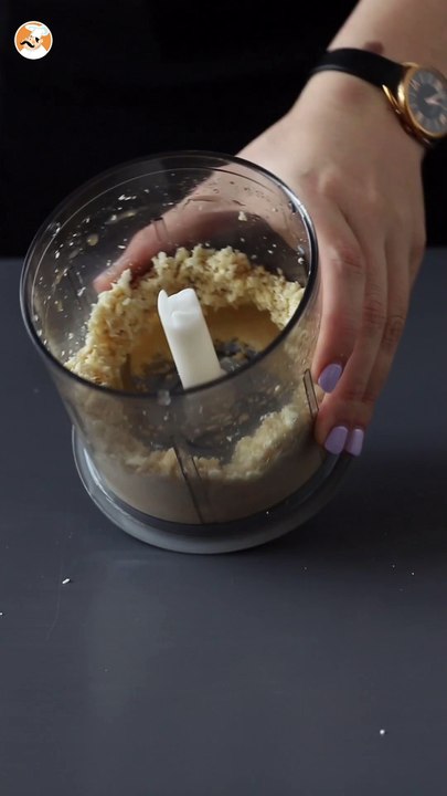 Raffaello-tiramisu mit gutem kokosnussgeschmack