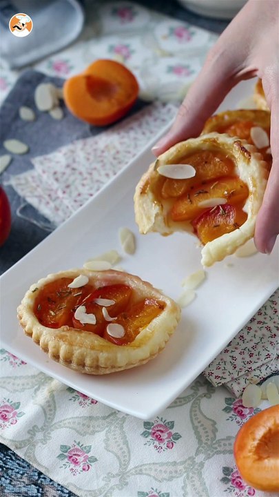 Tartelettes tatin mit aprikosen, das schnelle dessert, wenn man gäste hat!