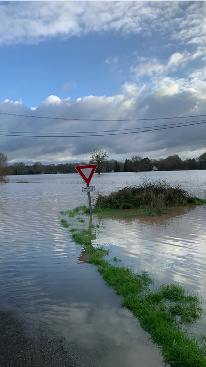 Les images spectaculaires des inondations à Guipry en Ille-et-Vilaine