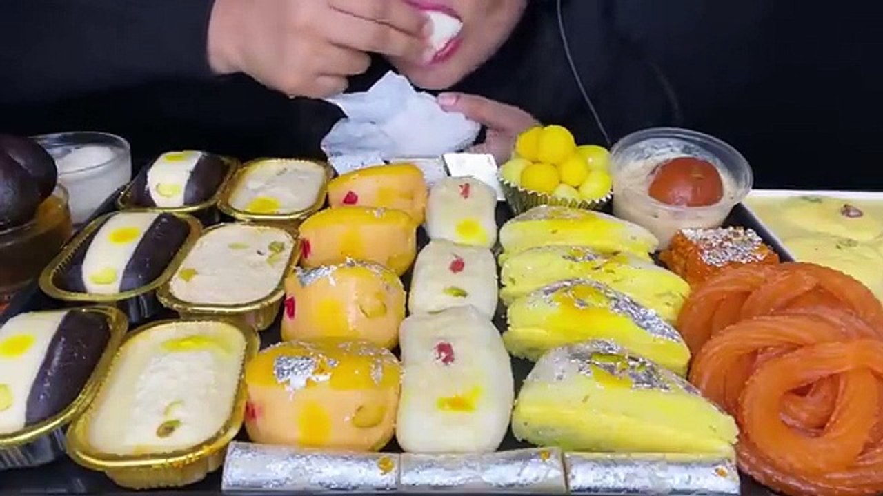ASMR_EATING RASMALAI,RASGULLA,MALAI CHUMCHUM,PANEER JALEBI,RABDI _INDIAN SWEETS_ FOOD EATING VIDEOS