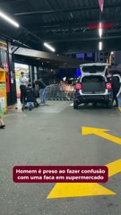 Homem armado com faca é preso fazendo confusão em mercado