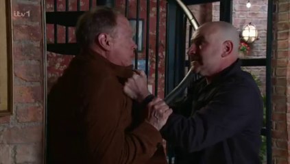 Corrie Tim Metcalfe Attacks Stephen Reid 19th July 2023