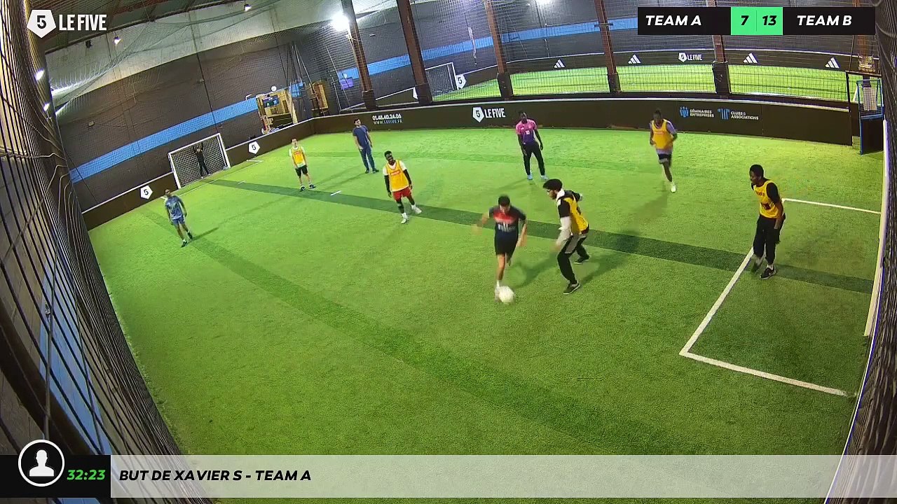 But de Xavier S - Team A