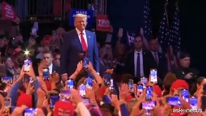 Trump: "Sentenza tribunale NY spregevole farsa". E annuncia ricorso