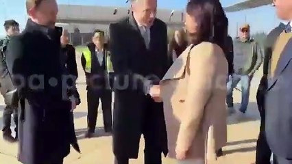 Alman bakan Suriye’ye çelik yelekle indi