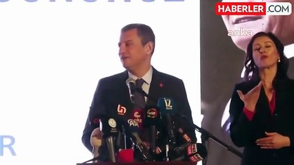 CHP Genel Başkanı Özel, İzmir'de Basın Mensuplarıyla Buluştu, 10 Ocak Çalışan Gazeteciler Günü'nü Kutladı