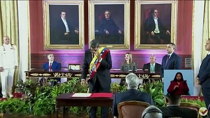 Venezuela: Nicolas Maduro investi, l'opposition dénonce un "coup d'Etat"