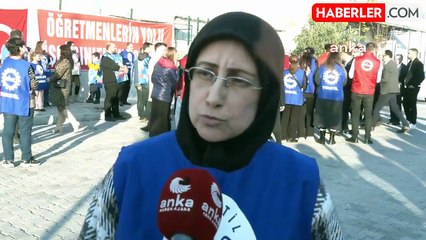 Akhisar'da İşten Çıkarılan İşçiler Sendikal Haklarını Arıyor