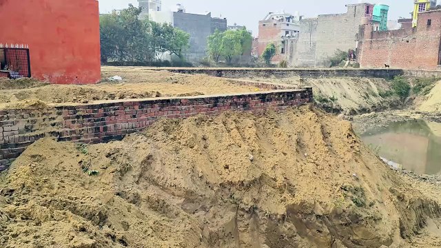 ASI संरक्षित इमारतों पर कब्जा करने वालों को नोटिस देकर की जाएगी कार्रवाई, तीर्थ स्थलों और ऐतिहासिक धरोहरों को कराया जाएगा कब्जामुक्त: DM संभल