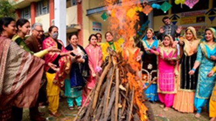 Lohri 2025 Date and Time : 13 या 14 जनवरी 2025 लोहड़ी कब है, क्यों मनाई जाती है..| Boldsky