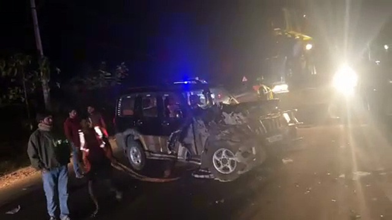 Tg_mbnr_02_11_road accident_two persons dead_av_ts10121