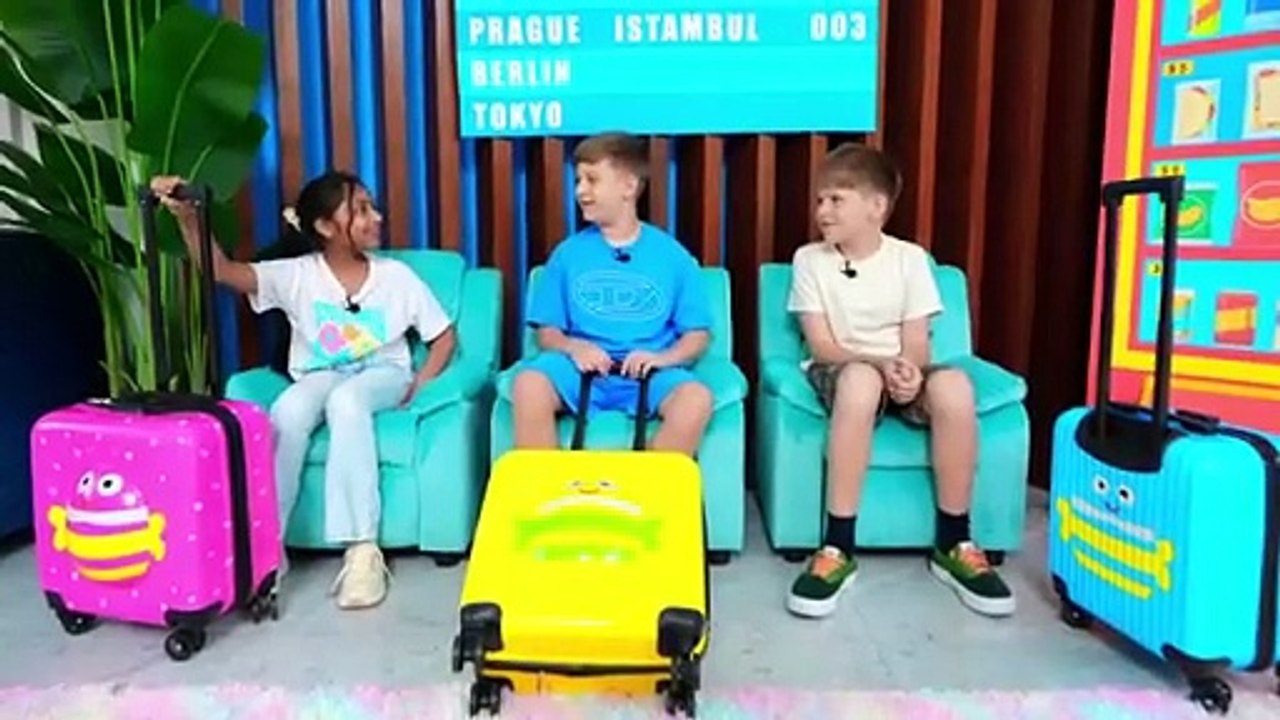 Roma Tests Fun Tricks with Kinetic Sand