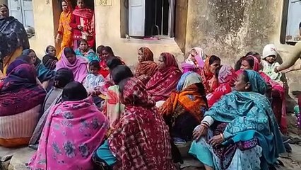जीसीपीएल गोपीनाथपुर कंपनी में कार्यरत सुरक्षा गार्ड प्रदीप हाजरा की मौत, मुआवजा एवं नियोजन की मांग को लेकर प्रबंधन से चल रही है वार्ता।