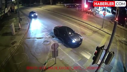 İzmir'de Polis Kılığına Giren Şüpheliler 100 Bin Euro'yu Gasbetti