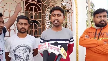 স্কুলের মধ্যেই রাত হলেই বসে নেশার আসর! পাশেই রয়েছে মন্দির। তালা ভেঙে সেই মন্দির থেকে গভীর রাতে প্রায় পঞ্চাশ হাজার টাকা চুরির ঘটনায় নতুন করে চাঞ্চল্য।